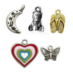 Assortiment de 5 breloques - N° 5